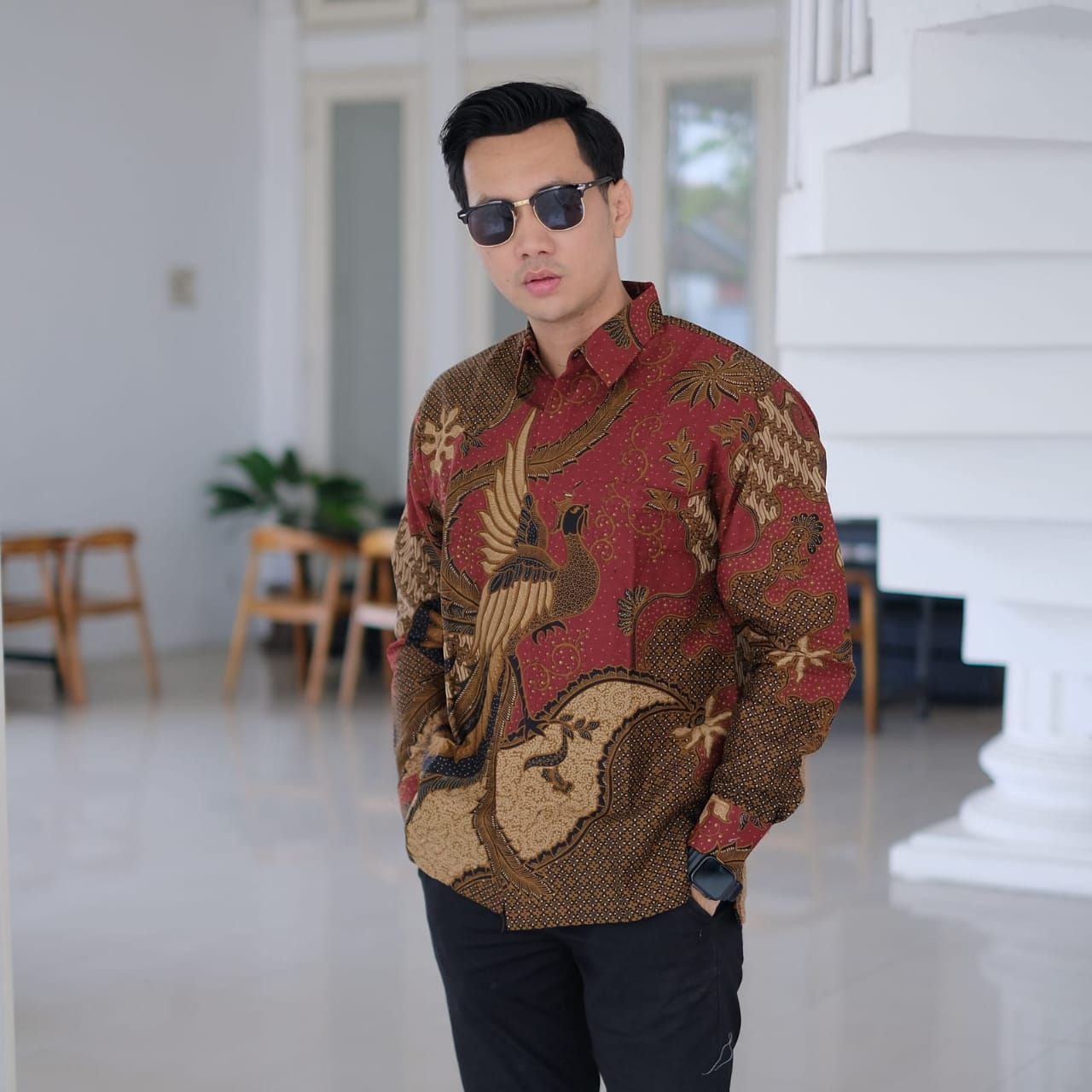 cover-GELATIK MERAH Kemeja Batik Pria Solo Lengan Panjang Lapis Furing BY BATIKSOLOAMANAH-1