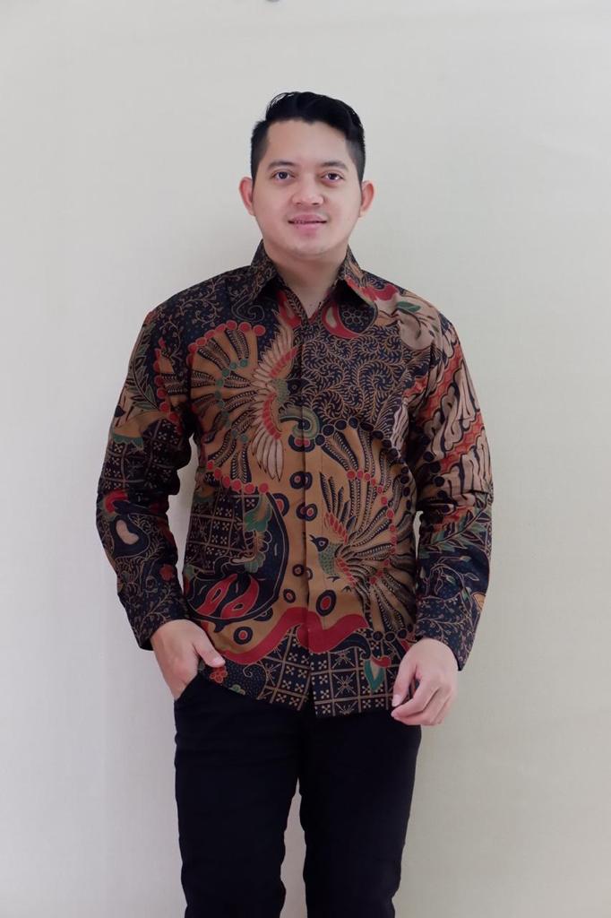 cover-HARYOPANDUM Kemeja Batik Pria Solo Lengan Panjang Lapis Furing BY BATIKSOLOAMANAH-1
