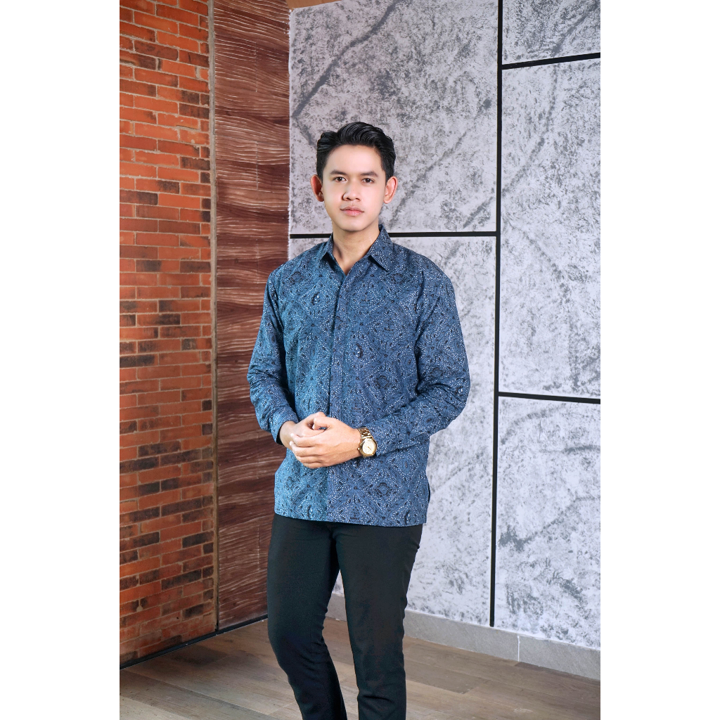 cover-SIDOMUKTI BIRU Kemeja Batik Pria Solo Lengan Panjang Lapis Furing By BATIKSOLOAMANAH-1