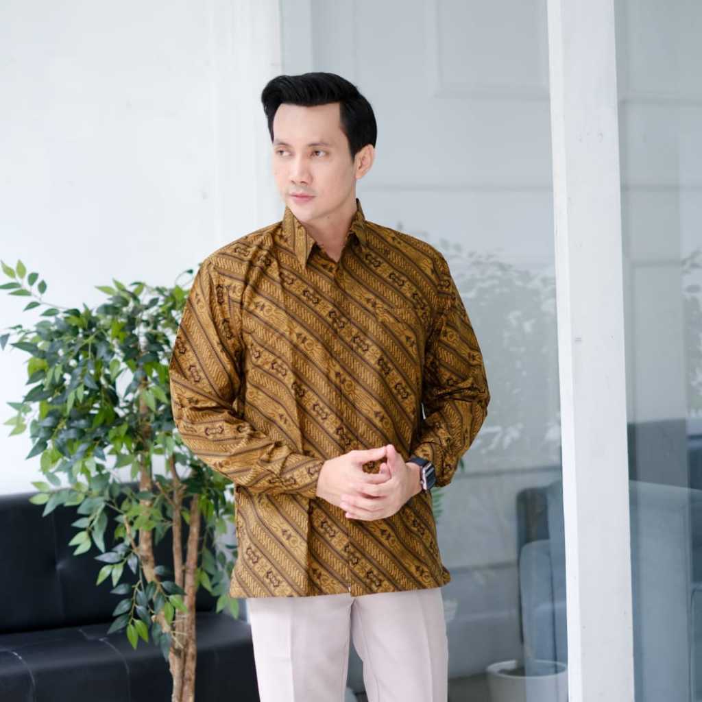 cover-PARANG CILIK MUDA Kemeja Batik Pria Solo Lengan Panjang Lapis Furing By BATIKSOLOAMANAH-1