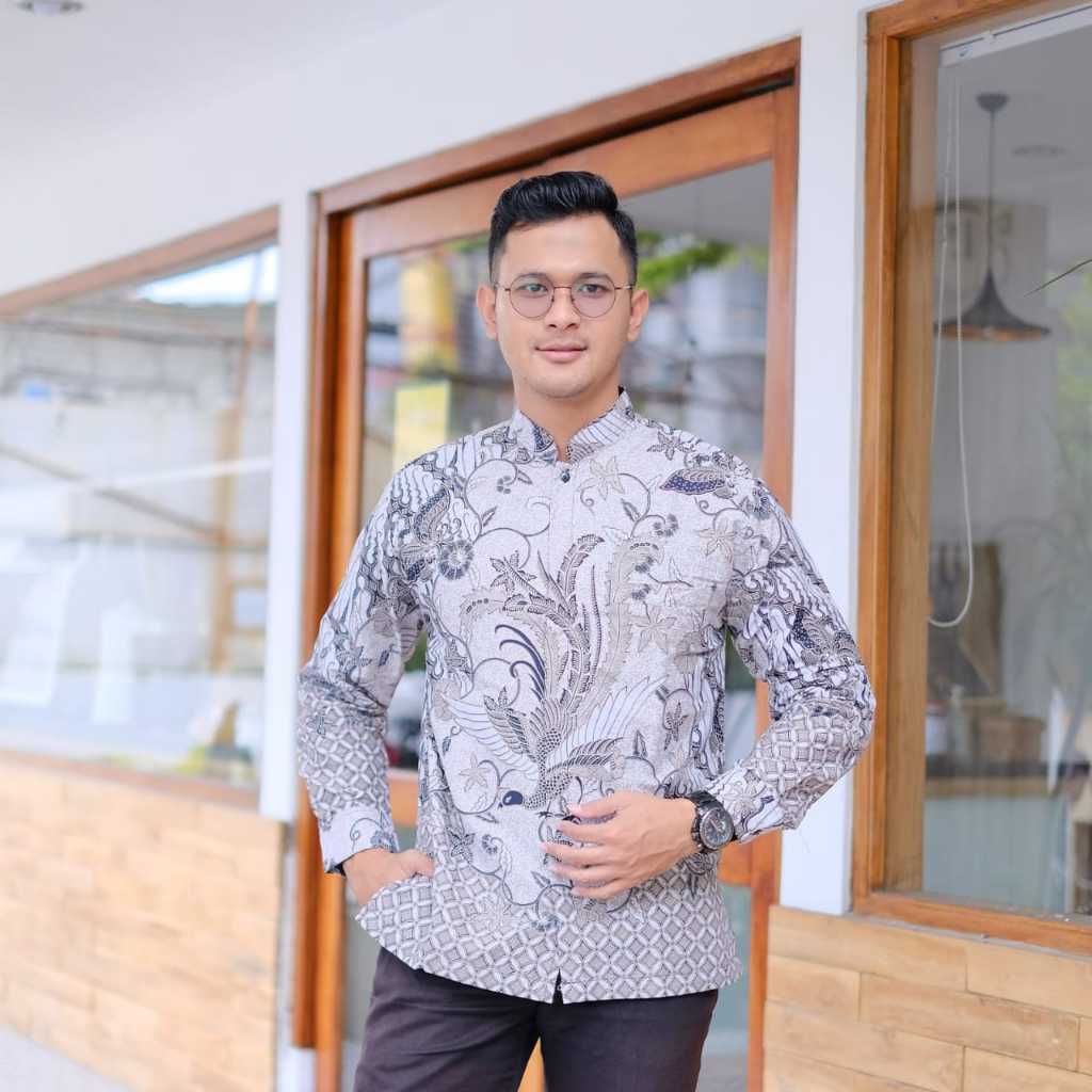 cover-KOKO PEKSI LUHUR LAWASAN Kemeja Batik Pria Solo Lengan Panjang Lapis Furing By BATIKSOLOAMANAH-1