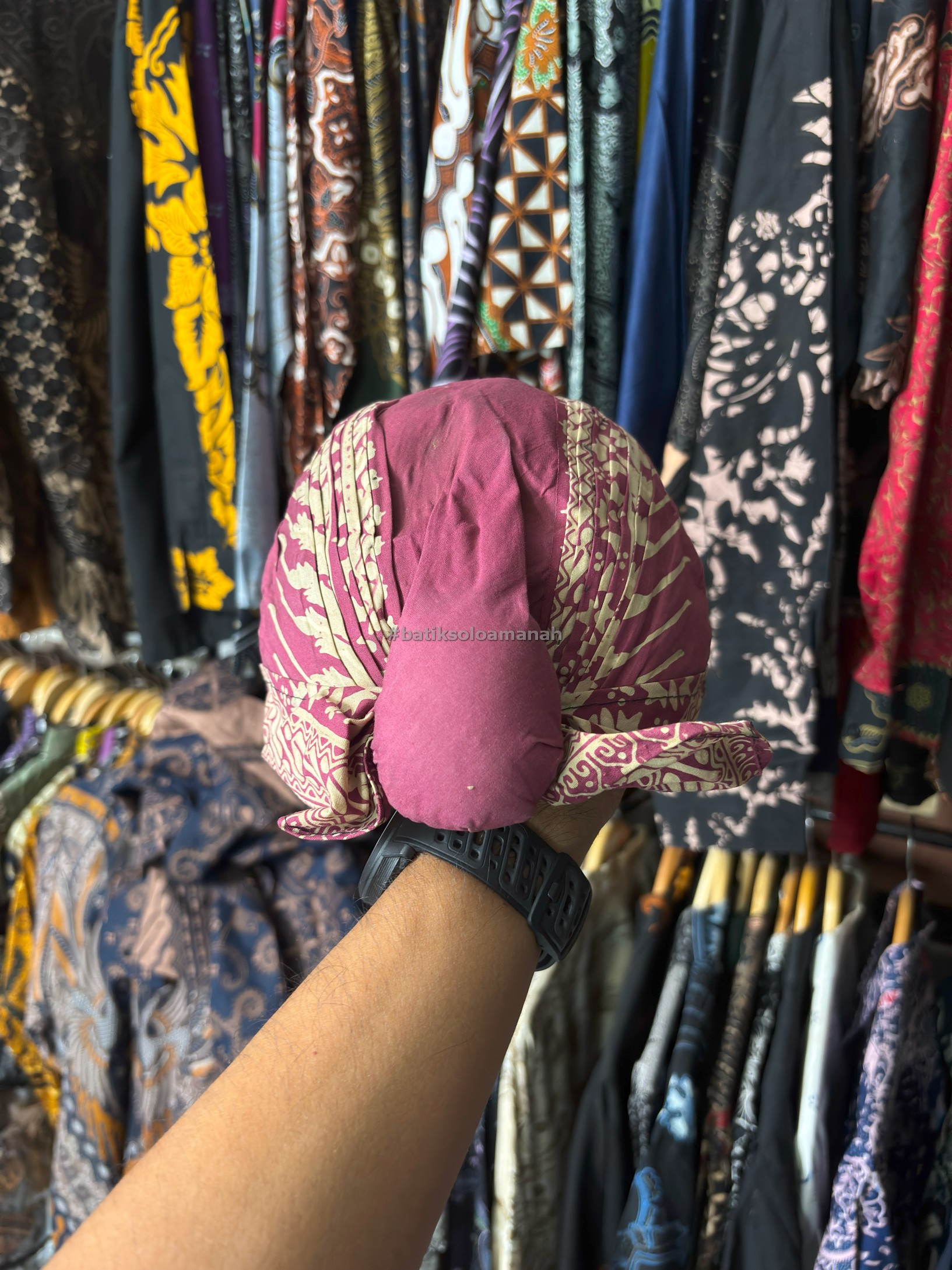 img-BLANGKON JOGJA ALUSAN SAMURAI MERAH JAMBON BISA DILIPAT-5