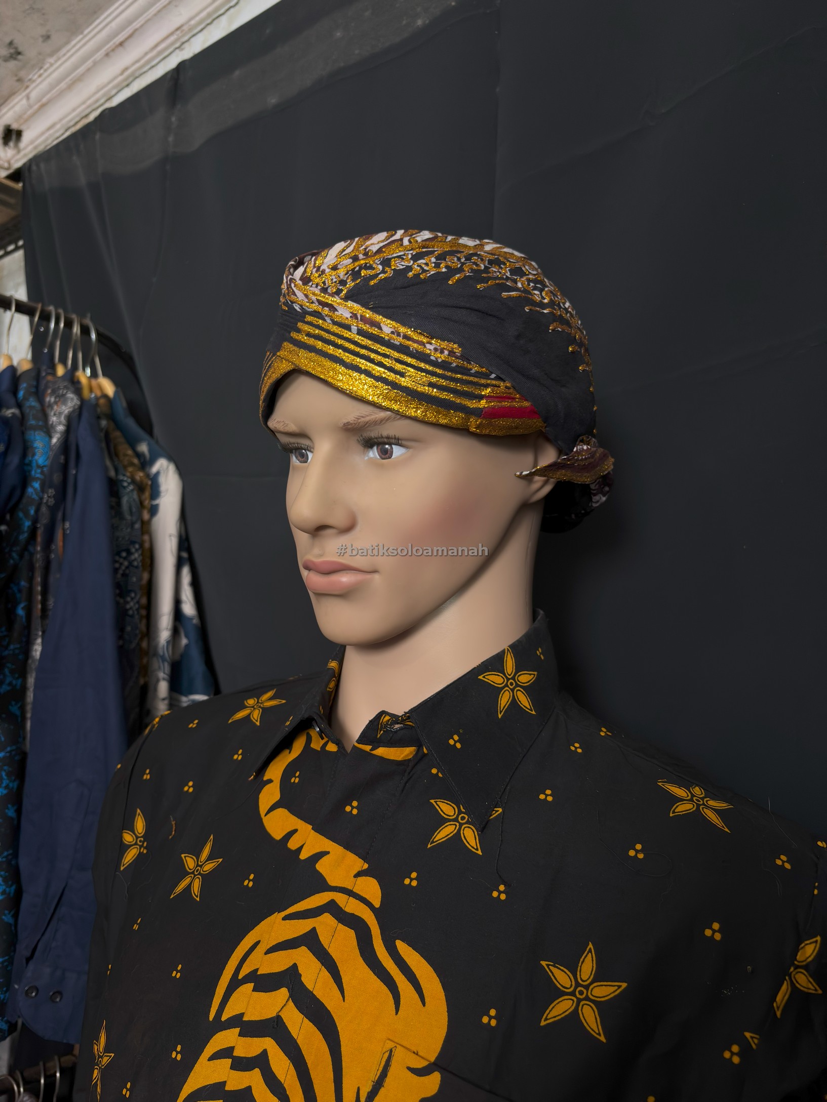 img-BLANGKON JOGJA MOTIF PARANG CABUT EMAS BISA DILIPAT NIKAHAN-3