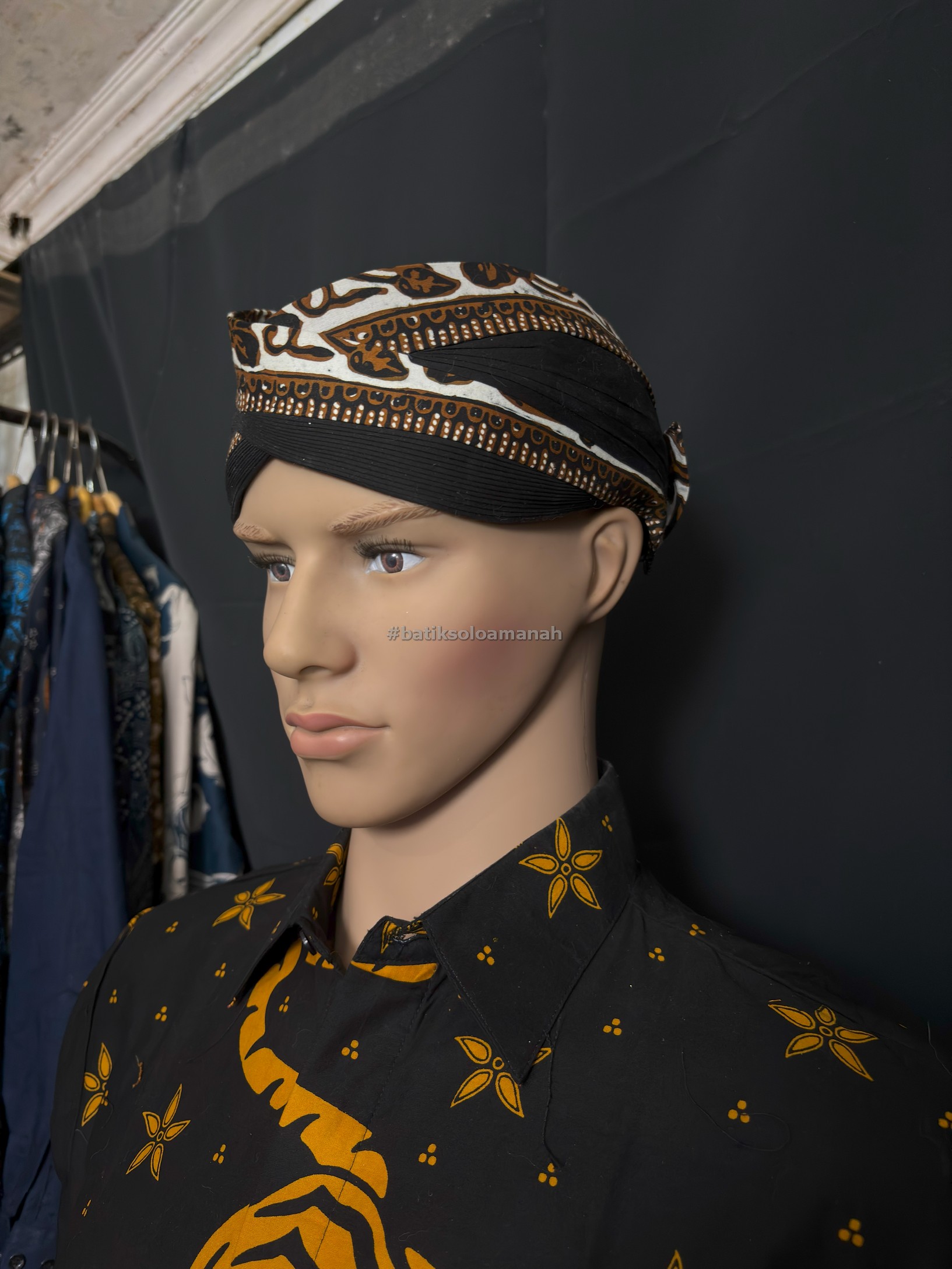 img-BLANGKON SOLO KSATRIAN KRATON MANGKUNEGARAN-3