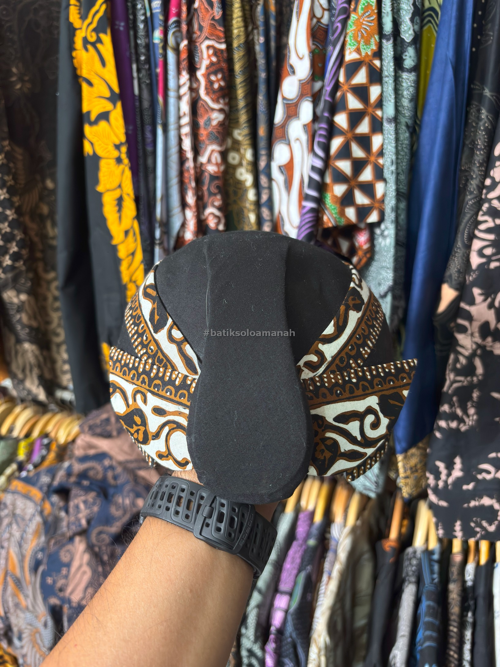 img-BLANGKON SOLO KSATRIAN KRATON MANGKUNEGARAN-5