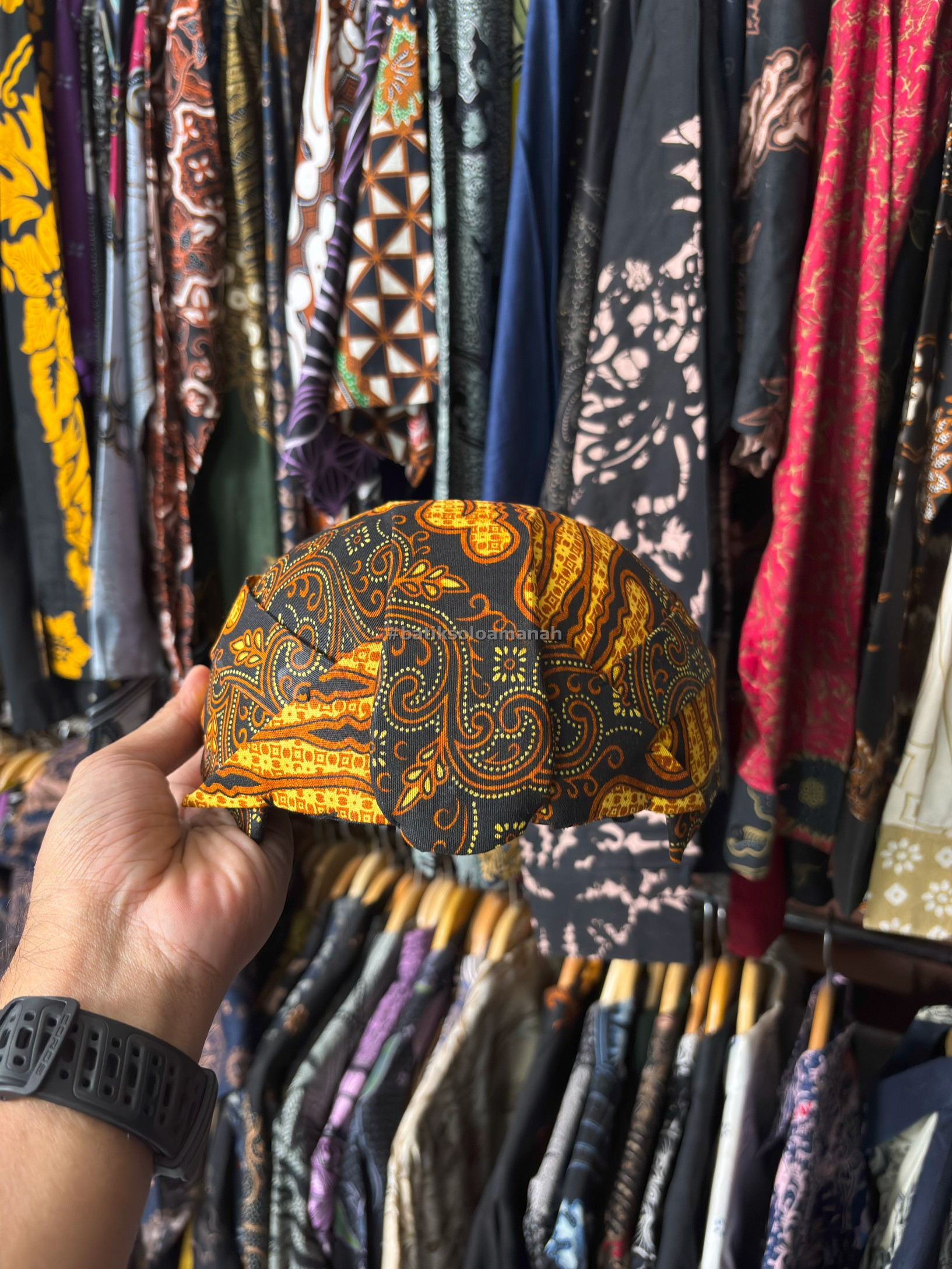 img-BLANGKON SOLO MOTIF PARANG SOGAN COKLAT-5
