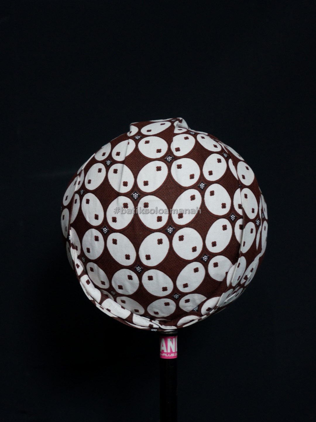 cover-BLANGKON SOLO MOTIF KAWUNG PUTIH-1